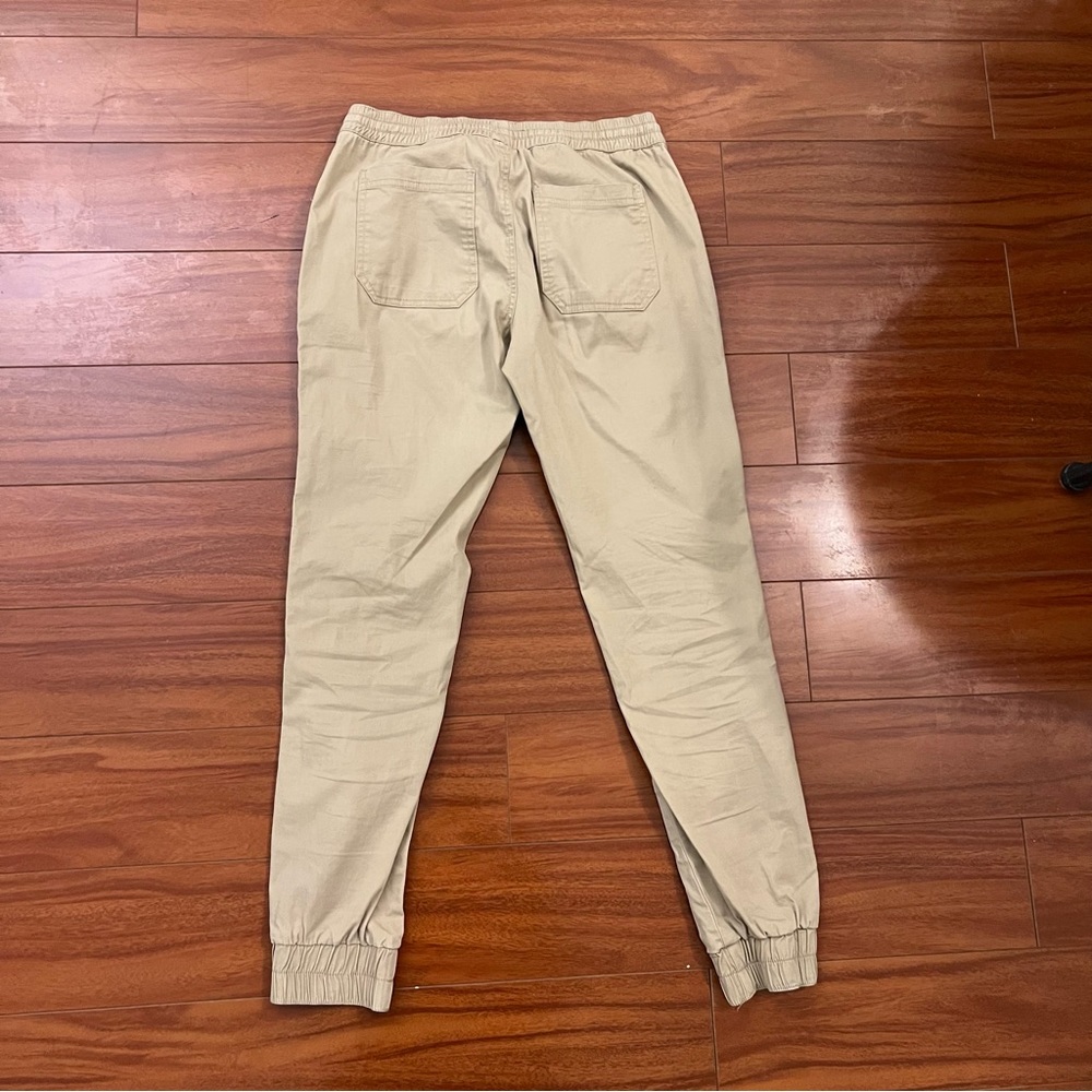 Joggers - Picture 3 of 4